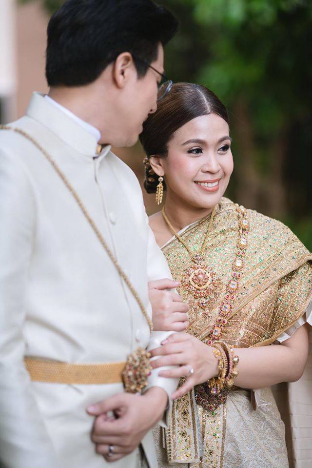 Thai wedding dress | Thailand “ชุดไทยจันทร์โสมา”