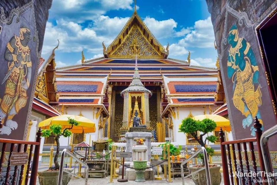 Royal Grand Palace and the Emerald Buddha Temple | Thailand.