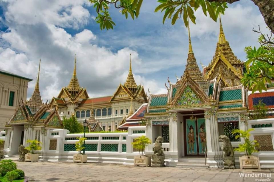 Royal Grand Palace and the Emerald Buddha Temple | Thailand.