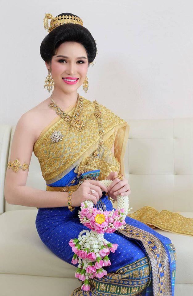 THAI DRESS | ชุดไทยจักรี, Thailand.