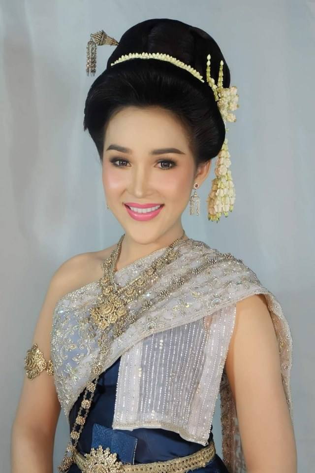 THAI DRESS | ชุดไทยจักรี, Thailand.