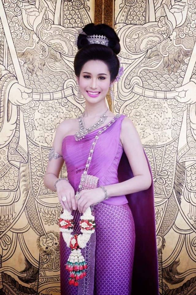 THAI DRESS | ชุดไทยจักรี, Thailand.