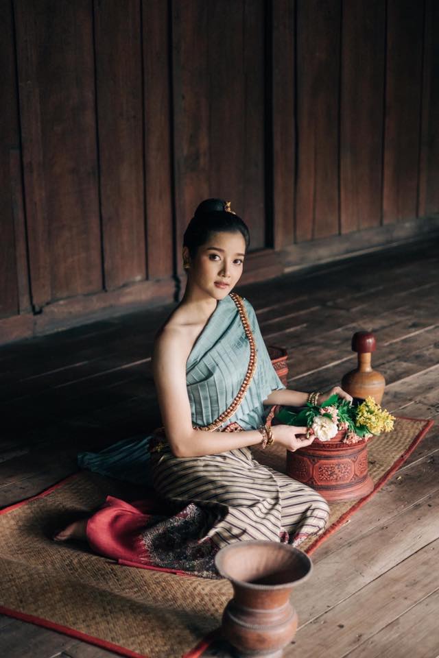 Tai Yuan ethnic | Lanna traditional costume, Thailand