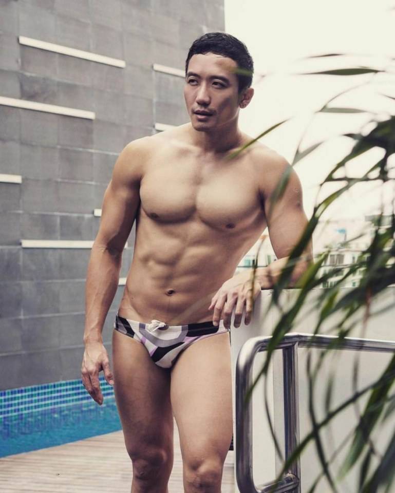 ชุดที่1: (ALL  HUNKS AROUND THE WORLD)