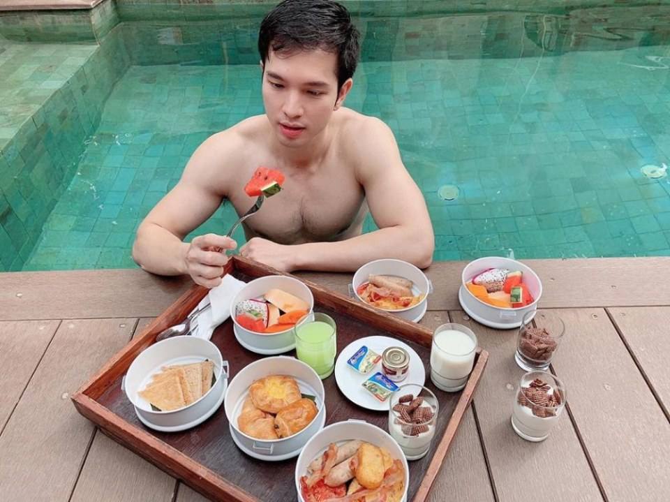 พ่อบอย​ โชคชัย​ ขาวน่าเจี๊ย😘👅👅