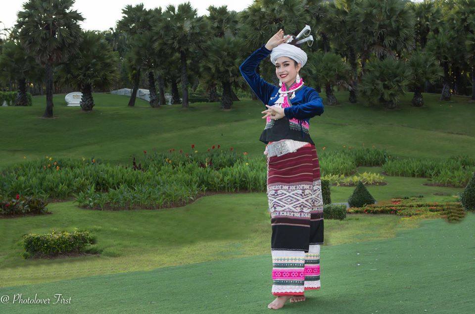 Thai Traditional Dress Portrait 🇹🇭