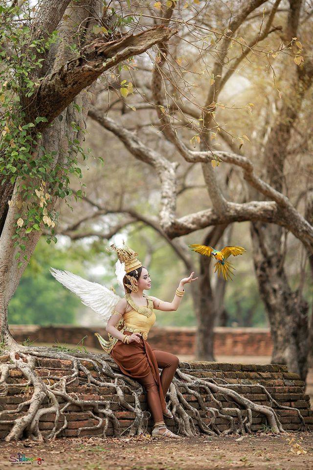 Thai Traditional Dress Portrait 🇹🇭