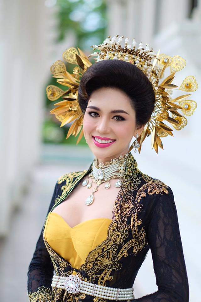 Thailand 🇹🇭 | Thai Traditional Dress