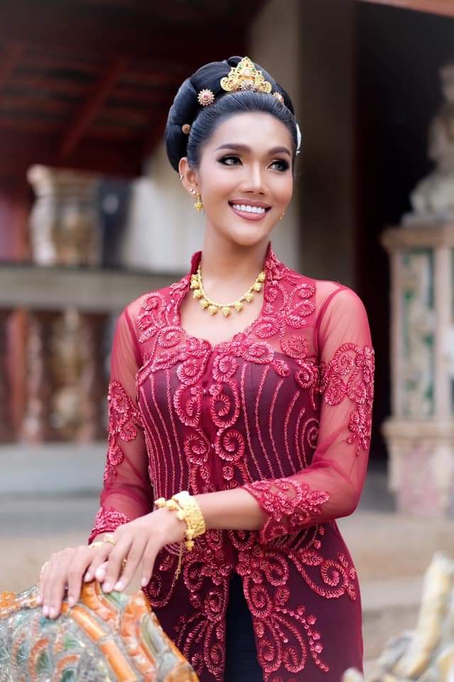 Thailand 🇹🇭 | Thai Traditional Dress