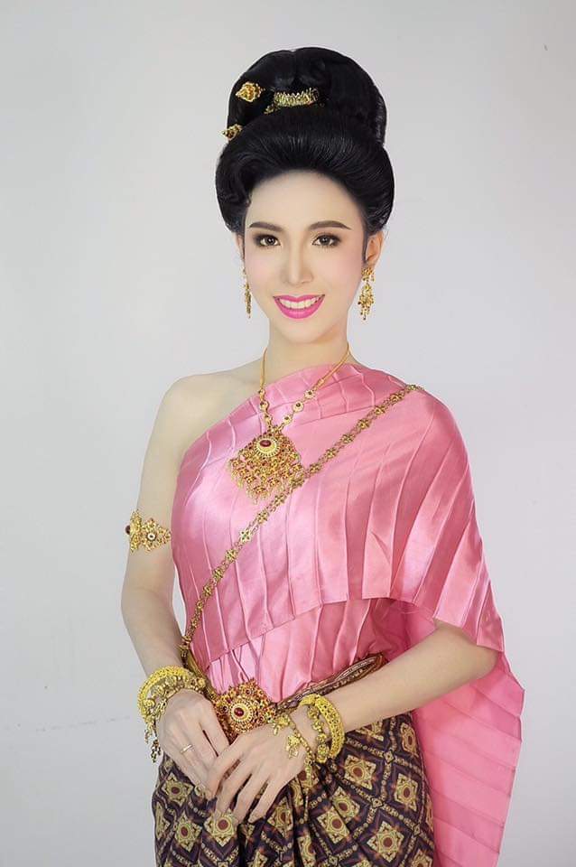 Thailand 🇹🇭 | Thai Traditional Dress