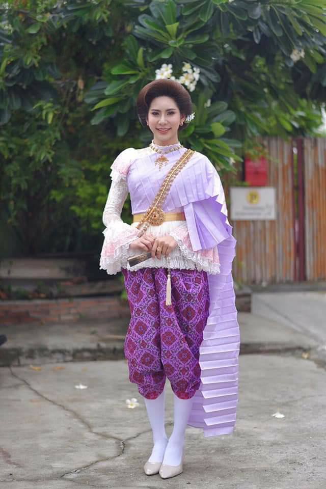 Thailand 🇹🇭 | Thai Traditional Dress