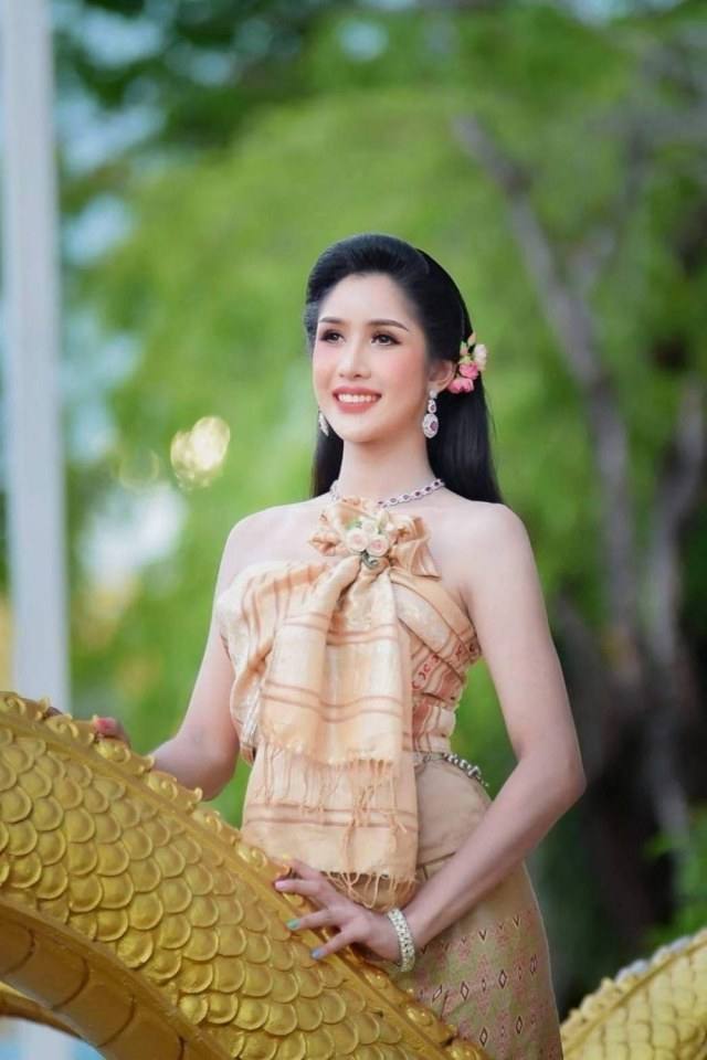 Thailand 🇹🇭 | Thai Traditional Dress