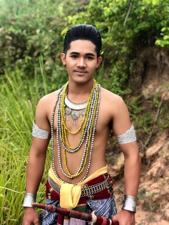 Thailand 🇹🇭 | Isan ancient costume