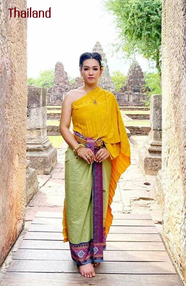 THAI DRESS, ชุดไทย | Thailand 🇹🇭