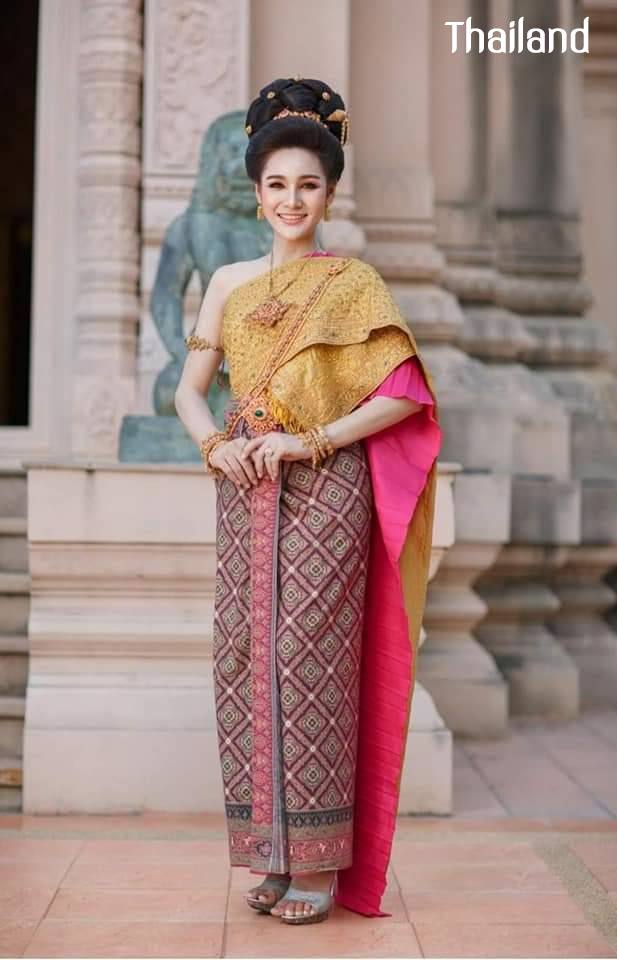 THAI DRESS, ชุดไทย | Thailand 🇹🇭