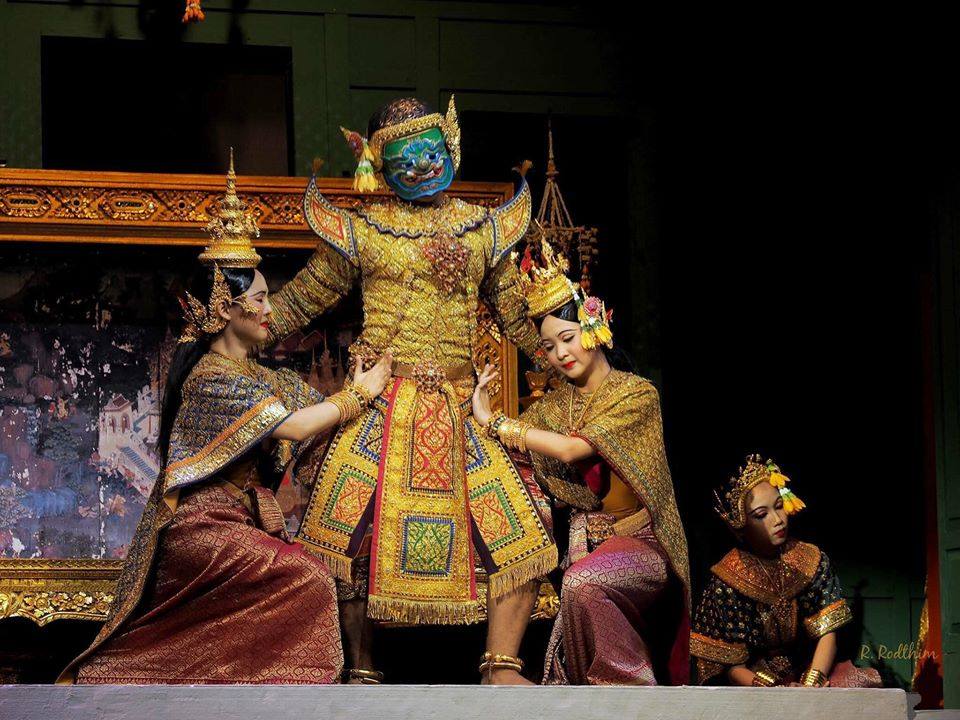 โขนพระราชทาน๒๕๖๑ พิเภกสวามิพักดิ์ | Khon masked dance drama in Thailand 🇹🇭