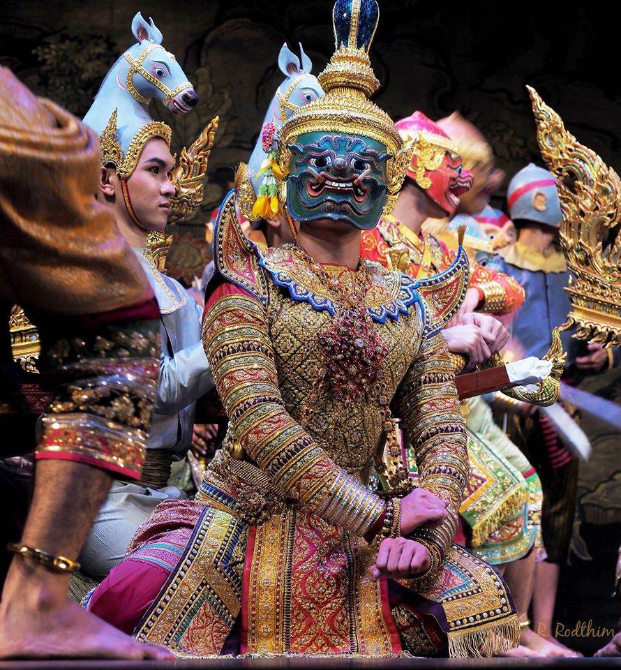 โขนพระราชทาน๒๕๖๑ พิเภกสวามิพักดิ์ | Khon masked dance drama in Thailand 🇹🇭