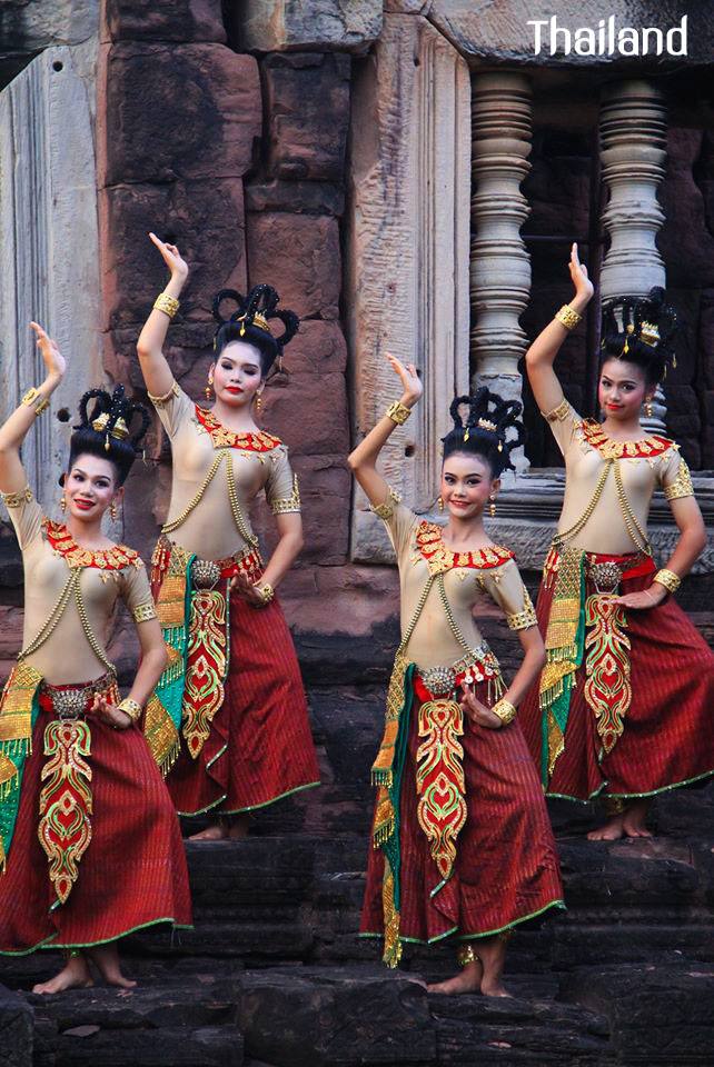 Thailand 🇹🇭 | Phimai historical park performance