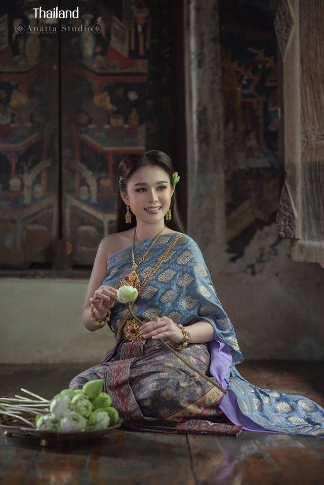 Thailand 🇹🇭 | Thai costume of Ayutthaya kingdom