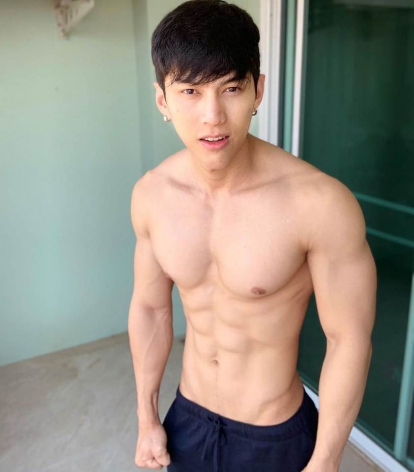 HAPPY HEALTHYsexyMen FINALss } 8