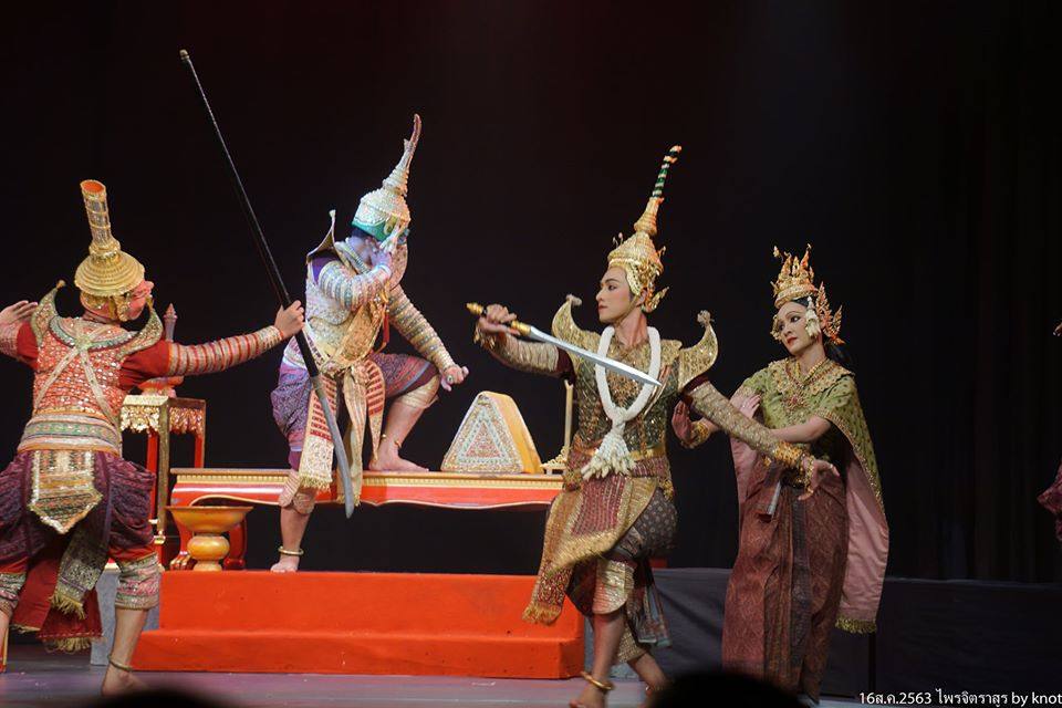 Thailand 🇹🇭 | “ไพจิตราสูร” Khon masked dance drama in Thailand