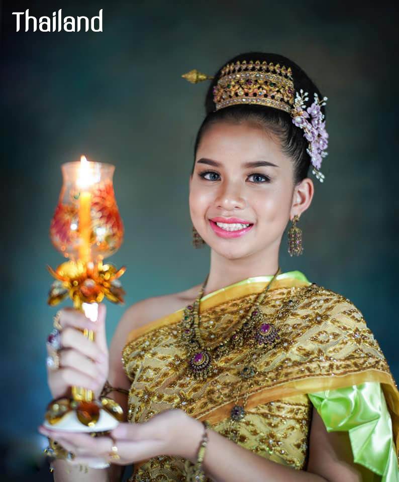 THAILAND 🇹🇭 | Thai national costume, ชุดไทยจักรพรรดิ