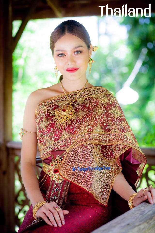 Thailand 🇹🇭 | THAI DRESS, ชุดไทยจักรพรรดิ