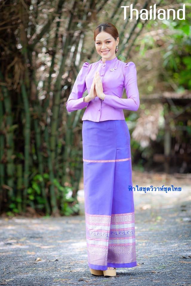 Thailand 🇹🇭 | THAI DRESS, ชุดไทยอมรินทร์