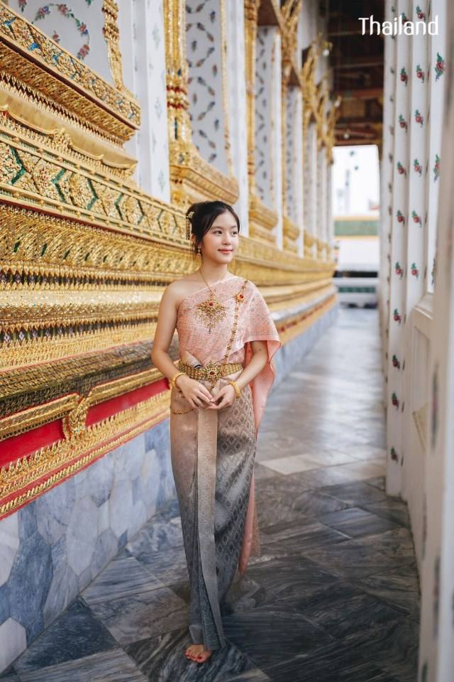 Thailand 🇹🇭 | Thai Traditional dress, ชุดไทย