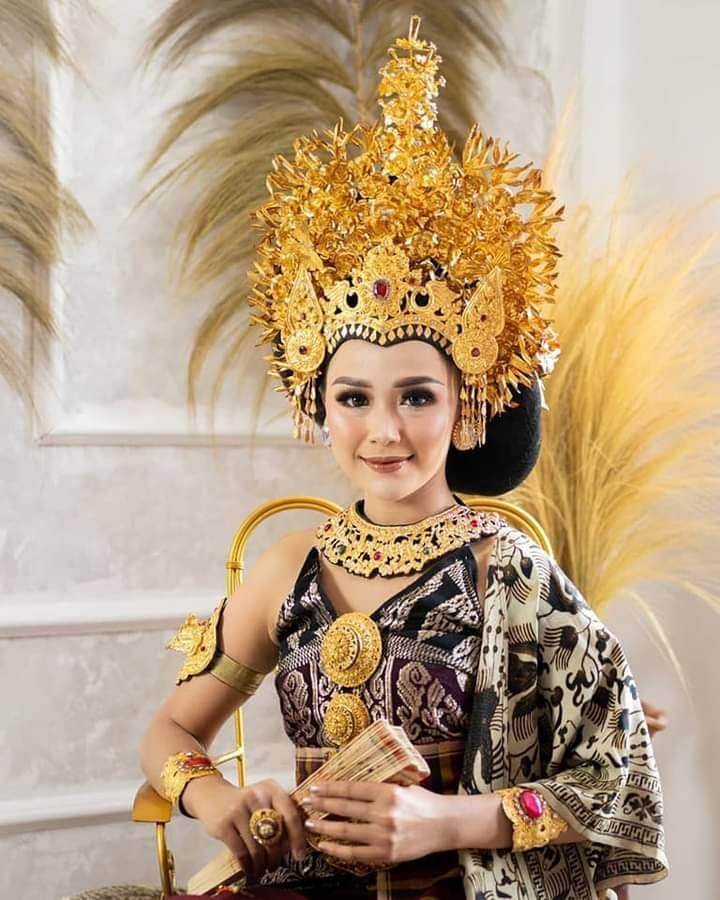 Indonesia 🇮🇩 traditional outfit