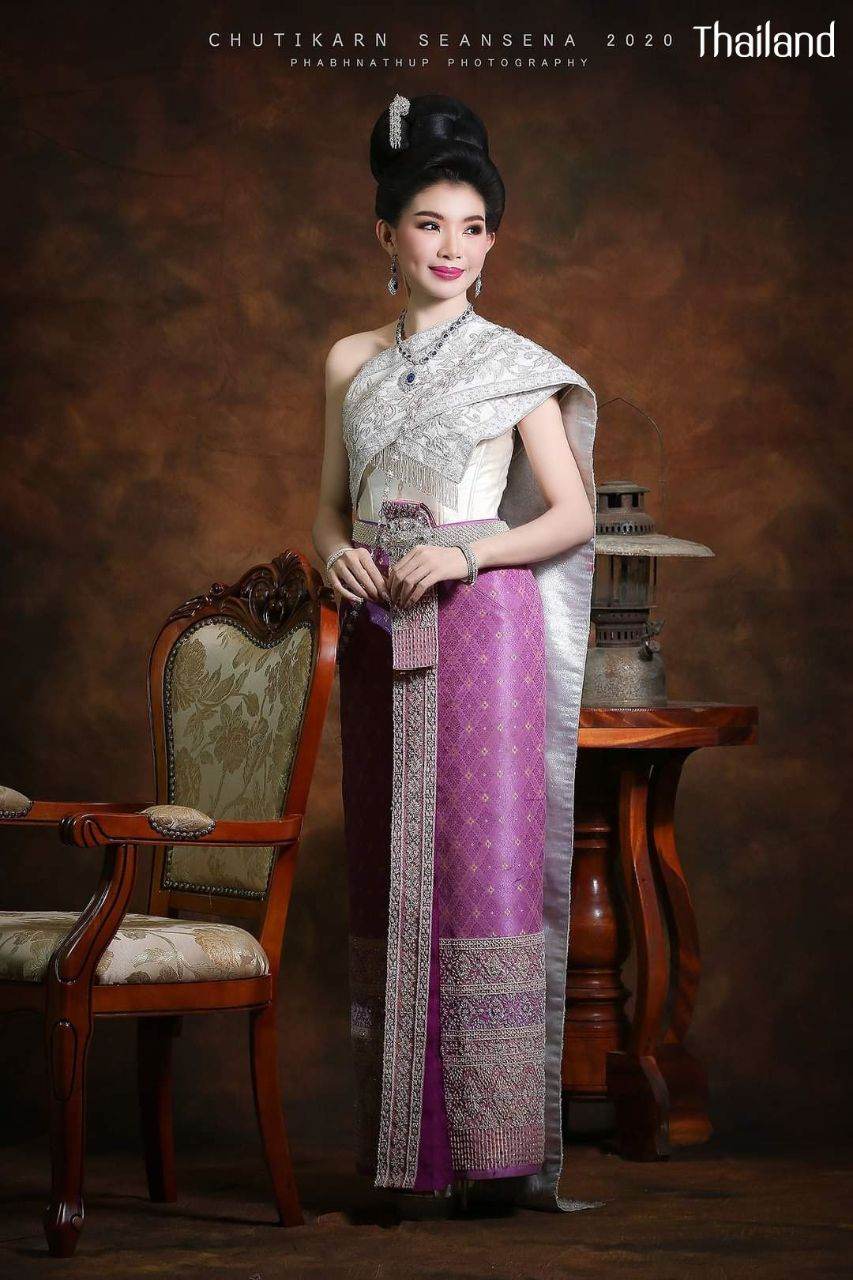 THAILAND 🇹🇭 | Thai national costume "Thai outfit" ชุดประจำชาติไทย