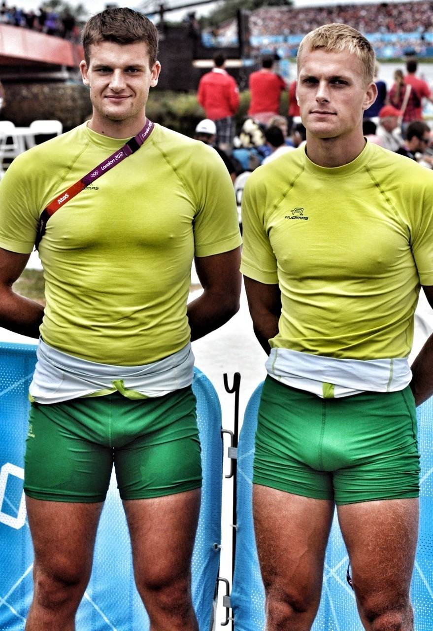 Bulge. Twins bulge. Bulge группа. VPL bulge. Bulge у европейцев.