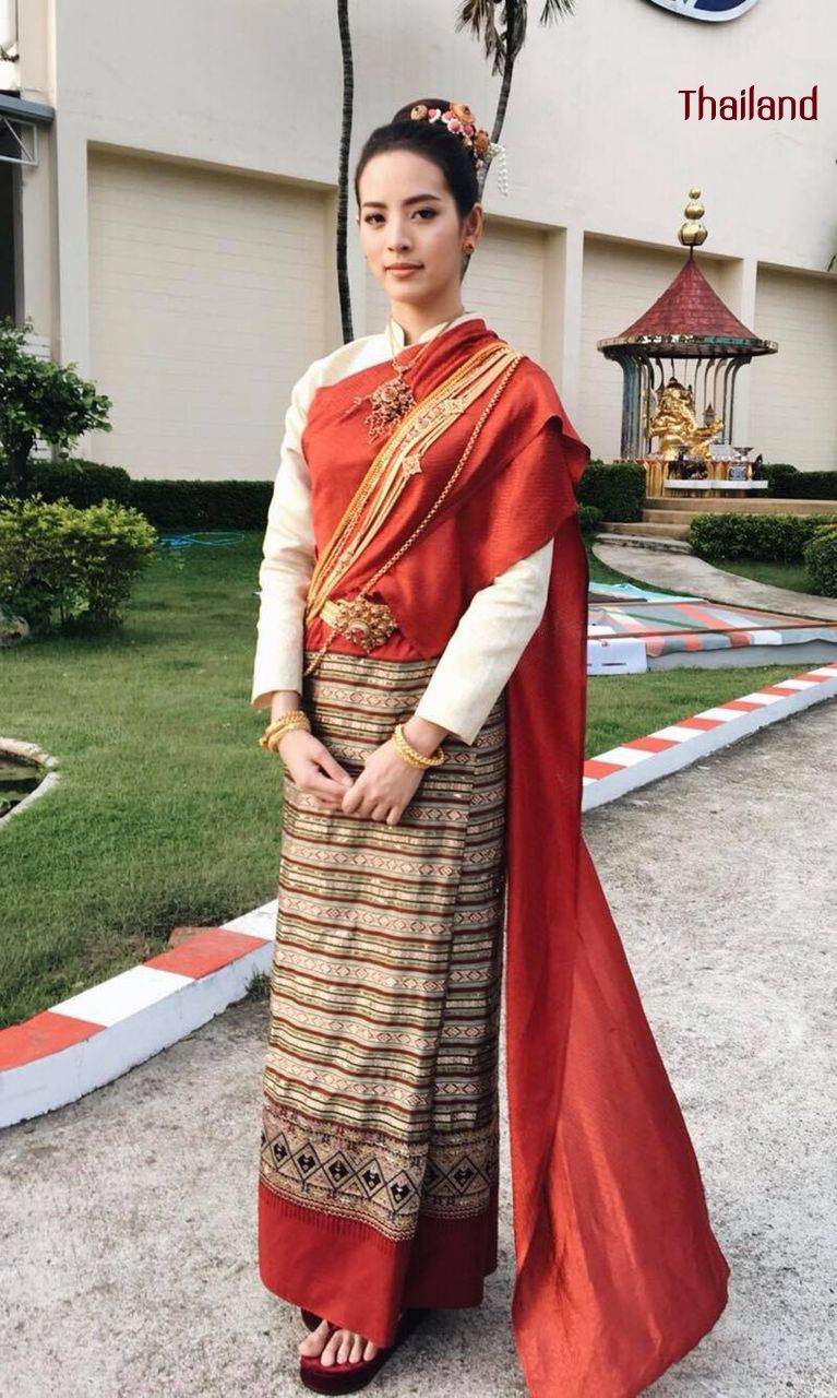 THAILAND 🇹🇭 | ล้านนา, Lanna traditional costume - Tai Yuan ethnic.