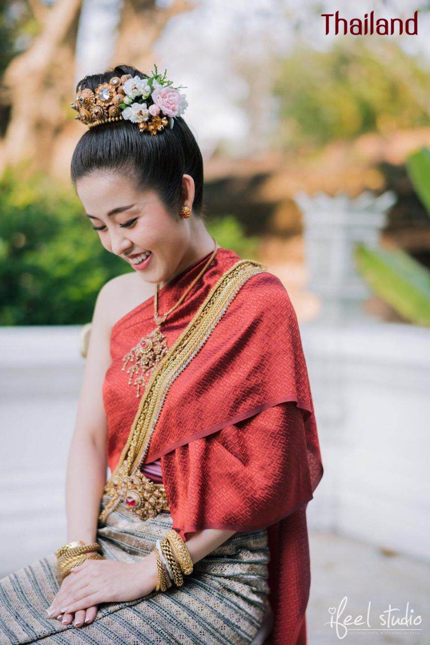 THAILAND 🇹🇭 | ล้านนา, Lanna traditional costume - Tai Yuan ethnic.