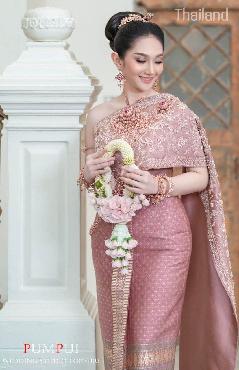 THAILAND 🇹🇭 | Thai wedding dress, ชุดไทยวิวาห์