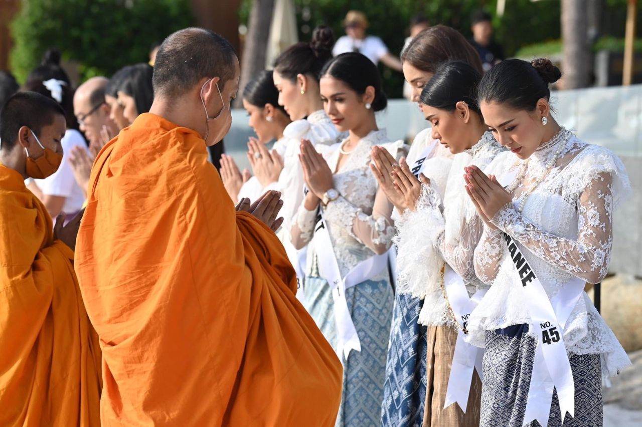 Miss Universe Thailand2020 🇹🇭 in Isan traditional outfit