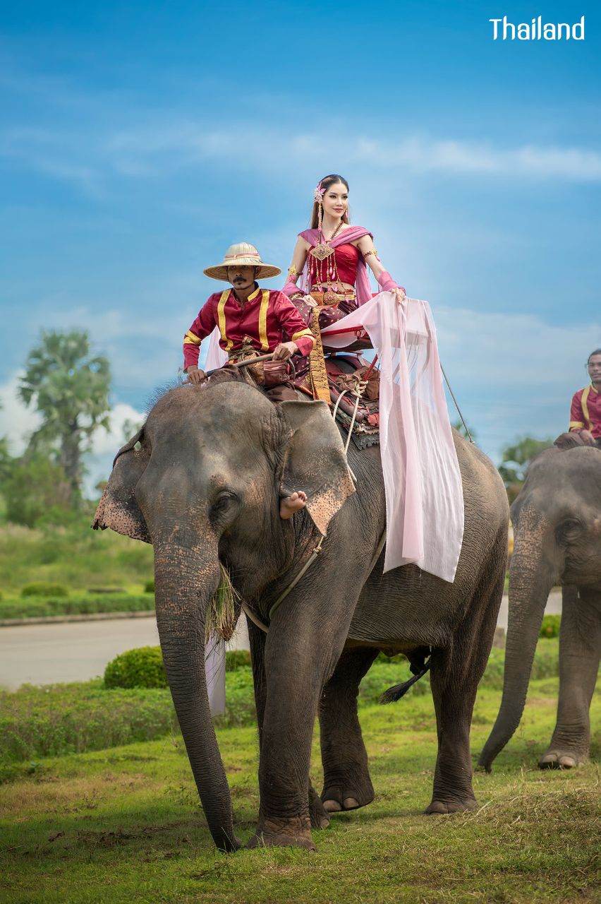 THAILAND 🇹🇭 | Thai traditional costume, ชุดไทย "นางประทุมวดี"