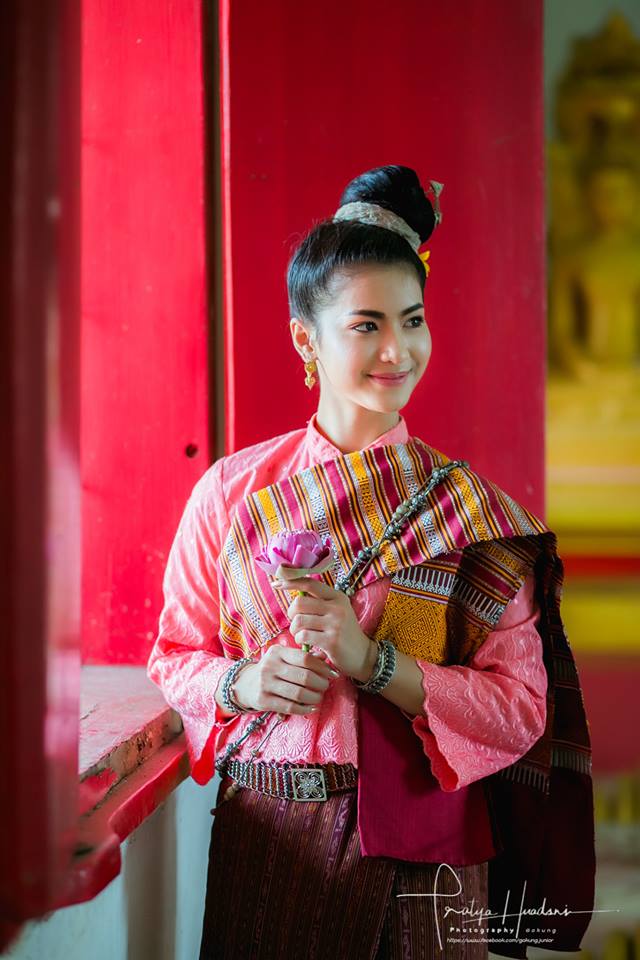 Thailand 🇹🇭 | Isan traditional costume - ชุดอีสานจังหวัดร้อยเอ็ด