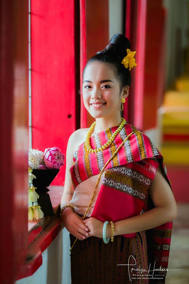 Thailand 🇹🇭 | Isan traditional costume - ชุดอีสานจังหวัดร้อยเอ็ด