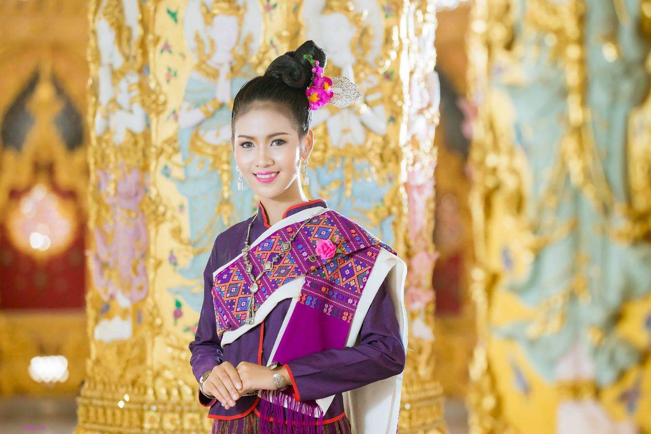 Thailand 🇹🇭 | Isan traditional costume - ชุดอีสานจังหวัดร้อยเอ็ด