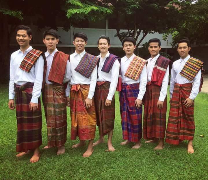 THAILAND 🇹🇭 | Isan traditional costume - การแต่งกายภาคอีสาน
