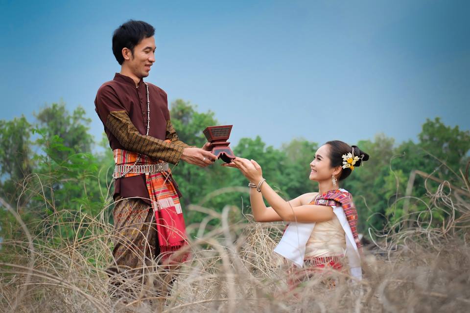 THAILAND 🇹🇭 | Isan traditional costume - การแต่งกายภาคอีสาน