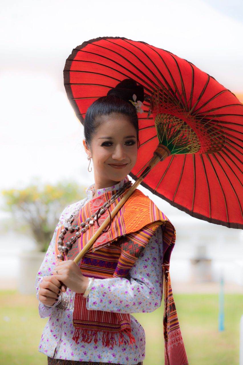 THAILAND 🇹🇭 | Isan traditional costume - ชุดอีสาน, การแต่งกายภาคอีสาน