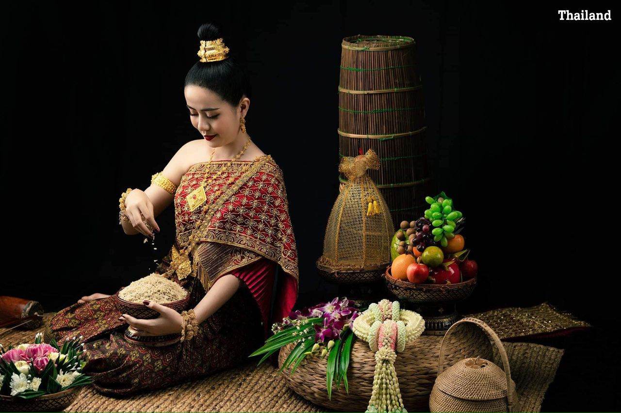 THAILAND 🇹🇭 | Thai traditional costume in Ayutthaya kingdom.