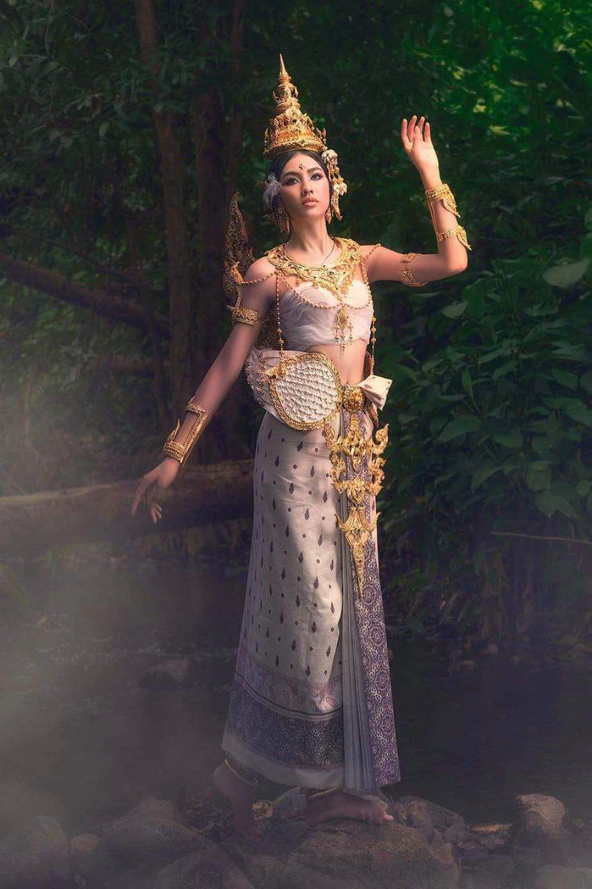 THAILAND 🇹🇭 | KINNARI, กินรี - Thai Fantasy Costume.