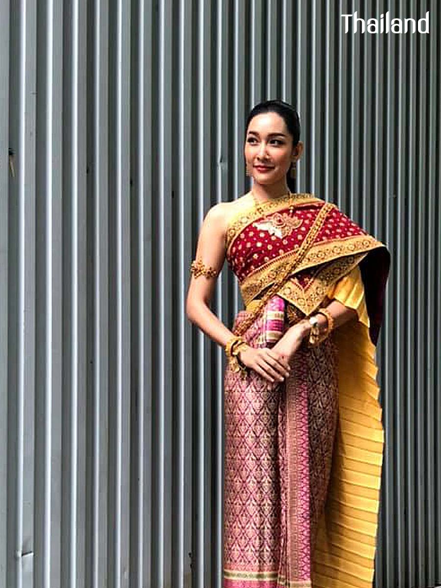 THAILAND 🇹🇭 | Thai Dress - Pha Lai Yang, ชุดไทย ผ้าลายอย่าง