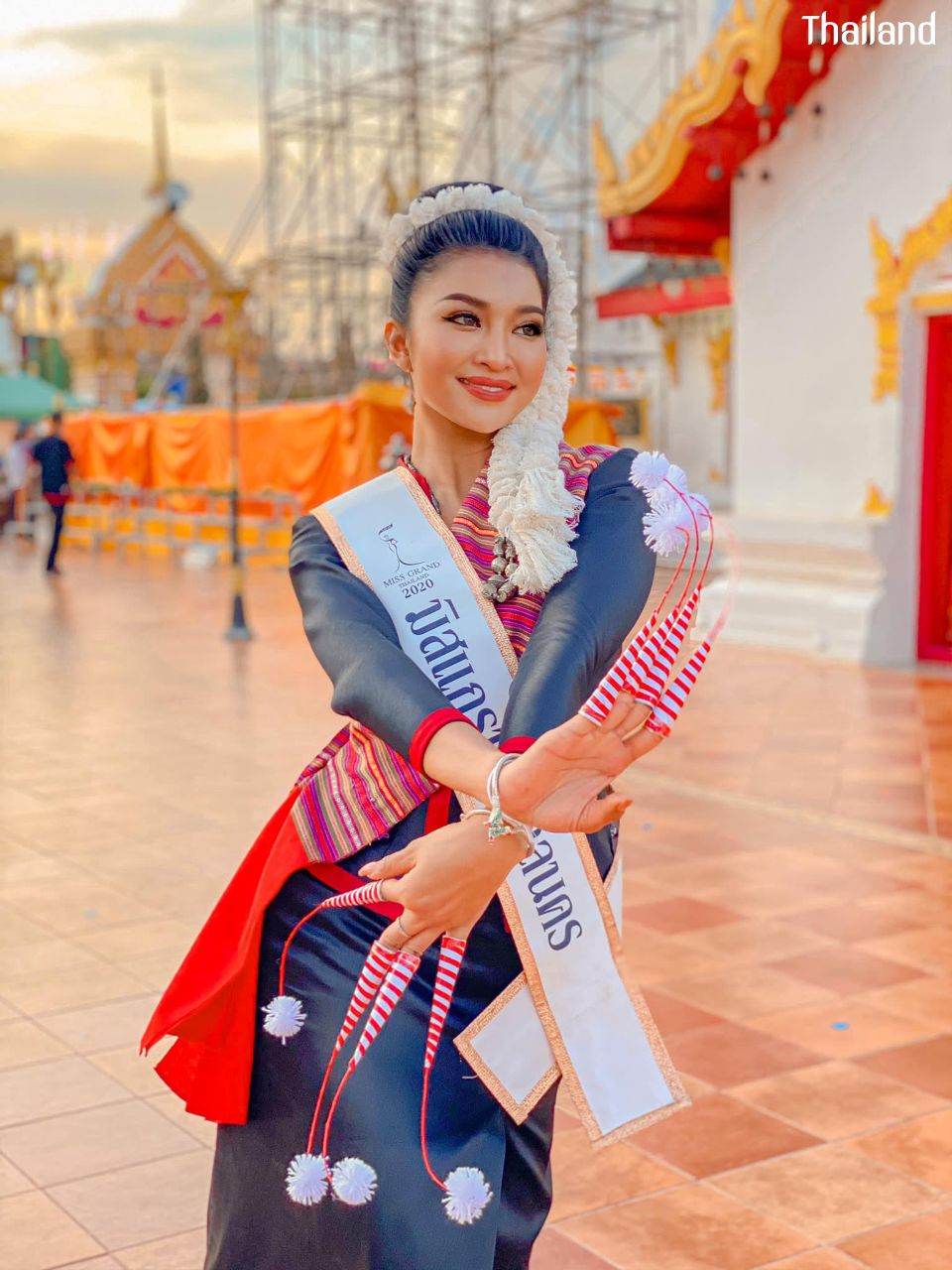 THAILAND 🇹🇭 | ฟ้อนภูไทสกลนคร, Phu Tai dance in Sakon Nakhon Province