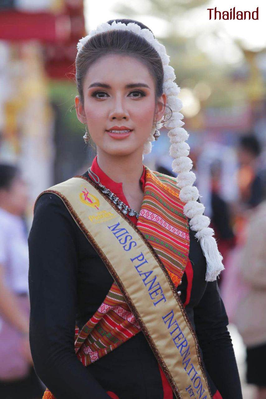 THAILAND 🇹🇭 | ฟ้อนภูไทสกลนคร, Phu Tai dance in Sakon Nakhon Province