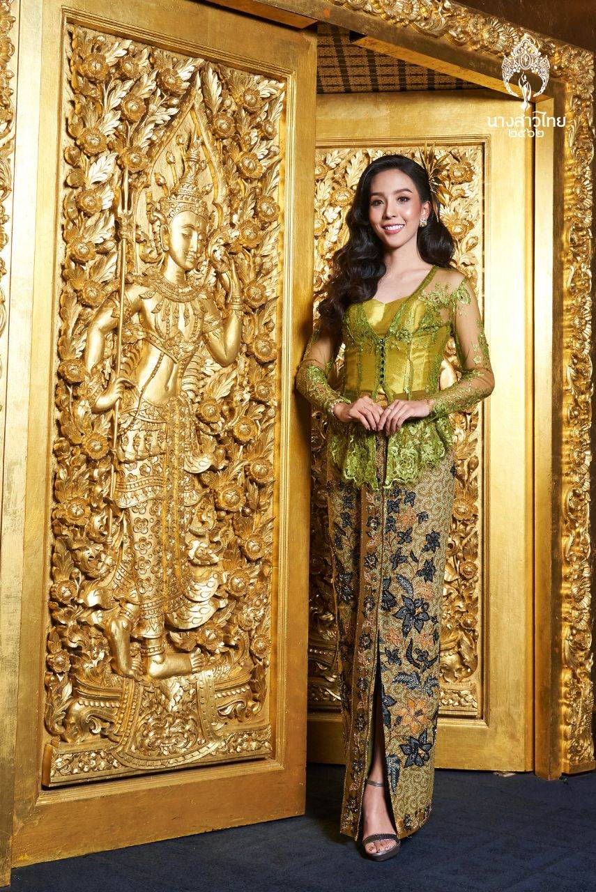 THAILAND 🇹🇭 | ชุดพื้นเมืองภาคใต้ Southern traditional dress, นางสาวไทย - Miss Thailand 2019
