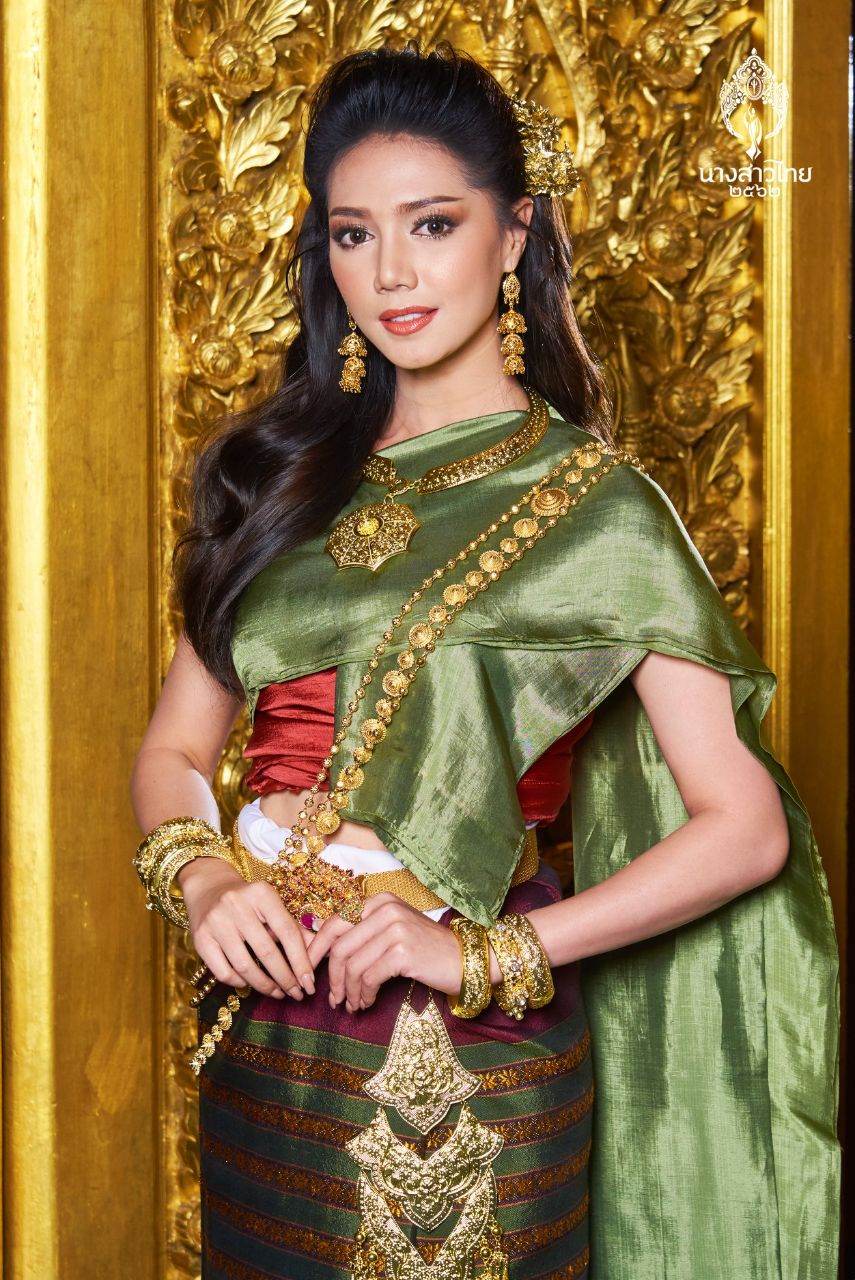THAILAND 🇹🇭 | ชุดพื้นเมืองภาคเหนือ Northern traditional dress, นางสาวไทย - Miss Thailand 2019